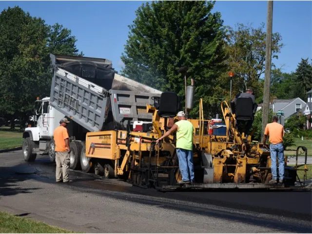 Asphalt installation
